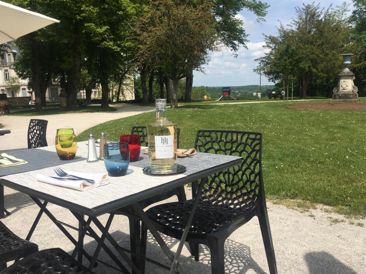 Hotel Restaurant Des Remparts Шомон Екстер'єр фото