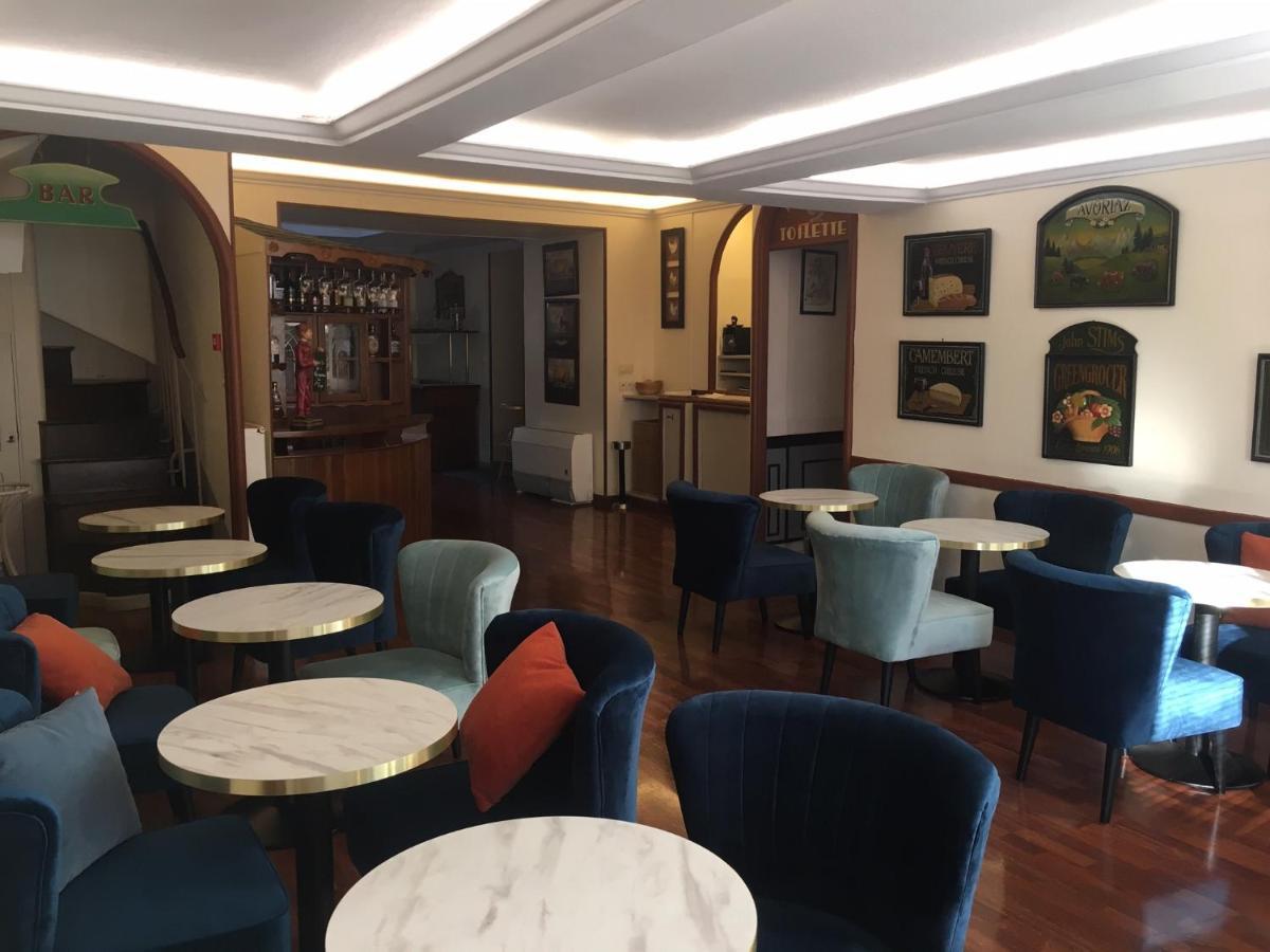 Hotel Restaurant Des Remparts Шомон Екстер'єр фото